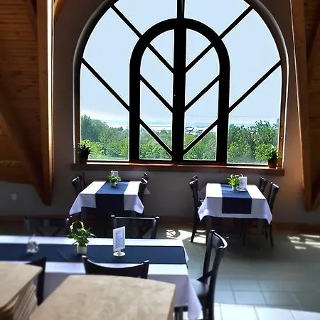Tekergo Es Etterem Motel *