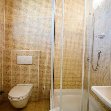 Tekergo Es Etterem *