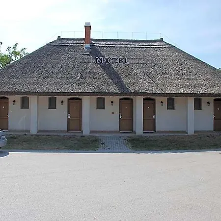 Tekergő és étterem Motel
