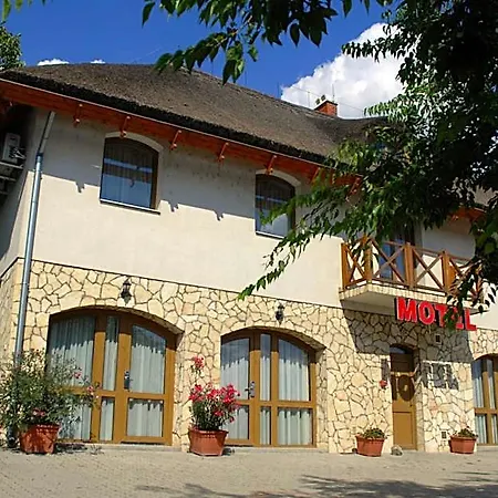 Motel Tekergő és étterem Velence