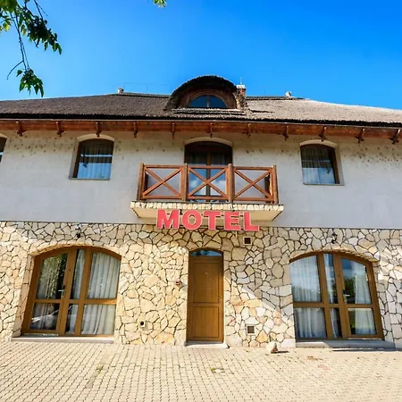Tekergő és étterem