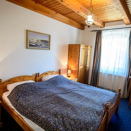 Tekergo Es Etterem Motel *