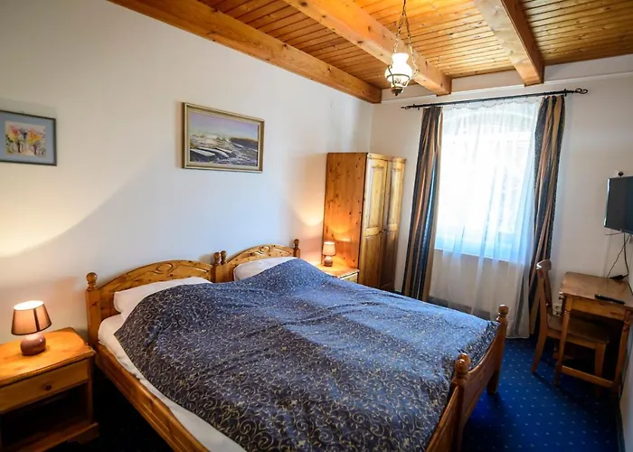 Tekergo Es Etterem Motel *